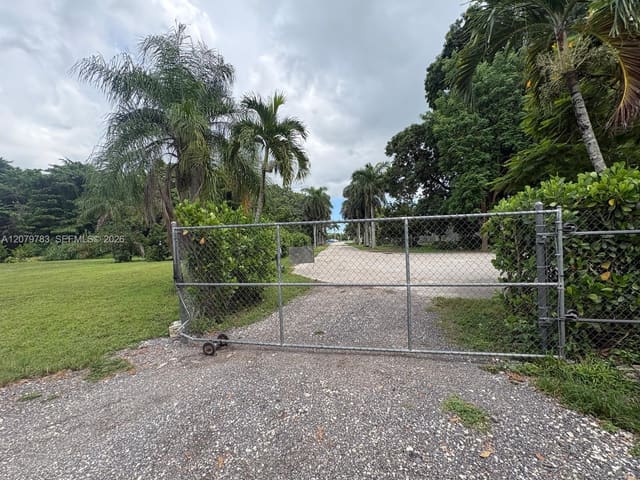 17725 SW 218th Street, Miami, FL 33170