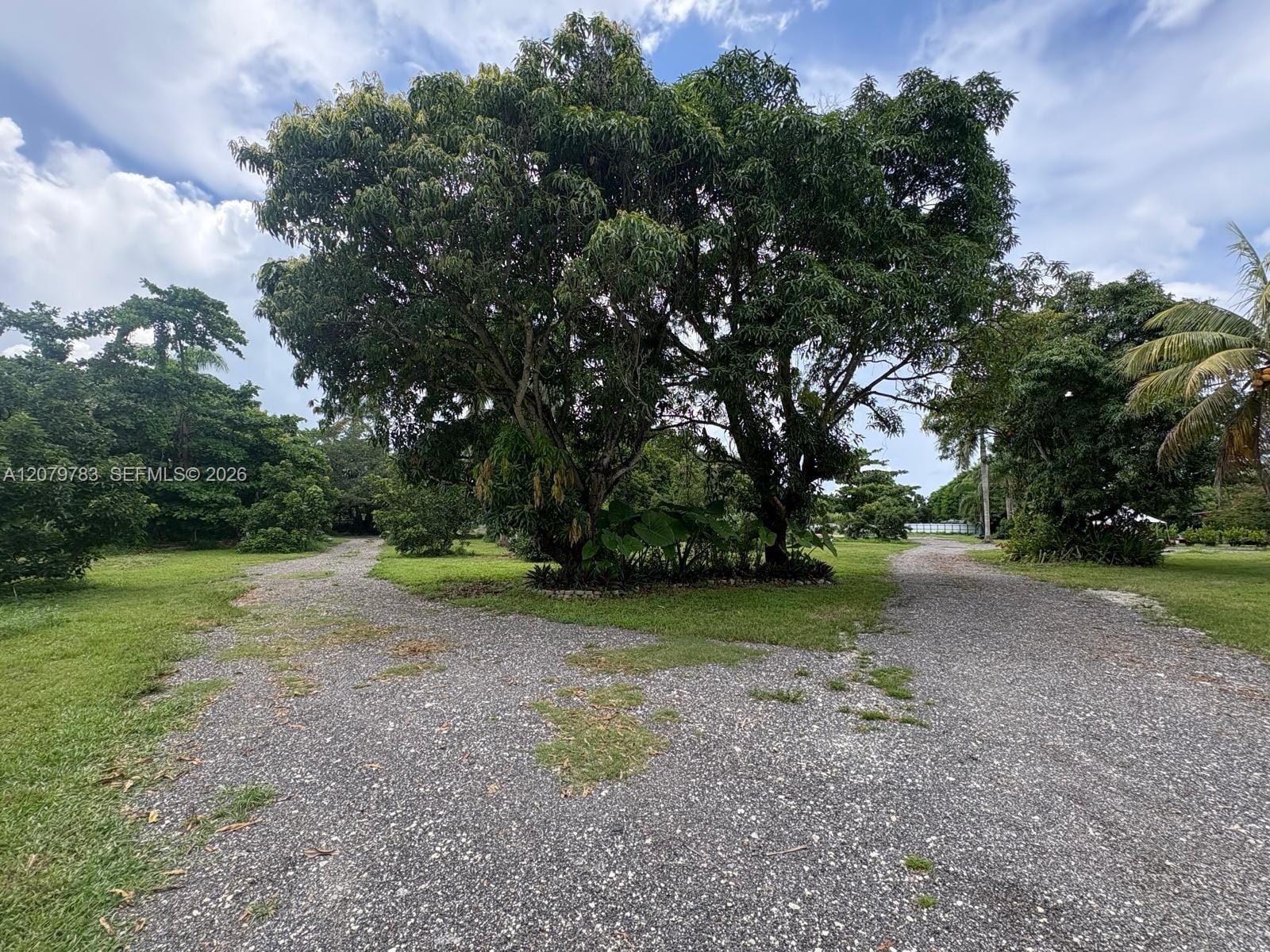17725 SW 218th Street, Miami, FL 33170 photo 2