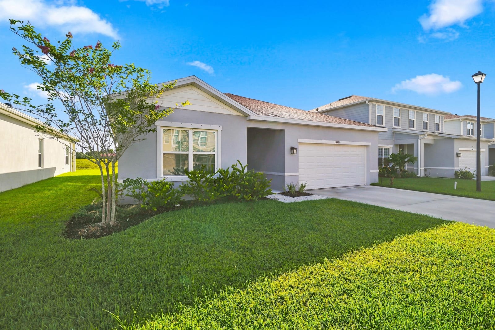 10597 SW VASARI Way — photo 3
