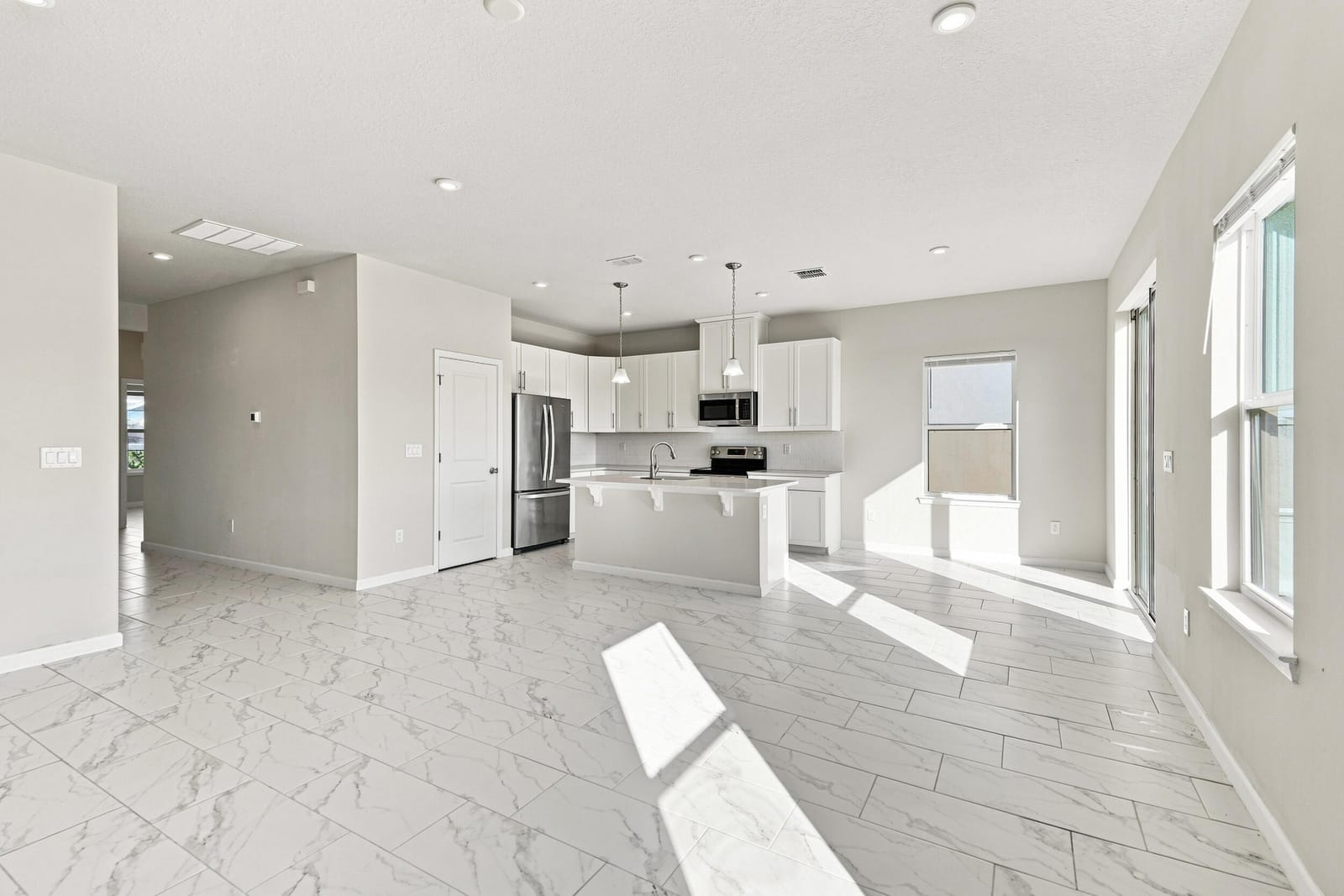 10597 SW VASARI Way — photo 8
