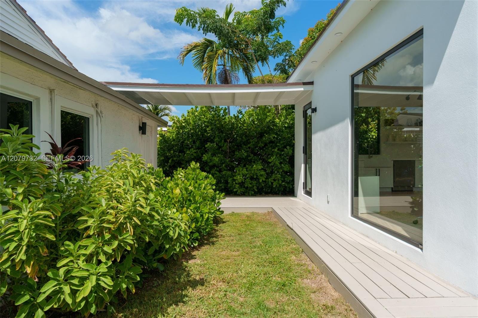 2521 SW 25th Terrace, Miami, FL 33133 photo 24