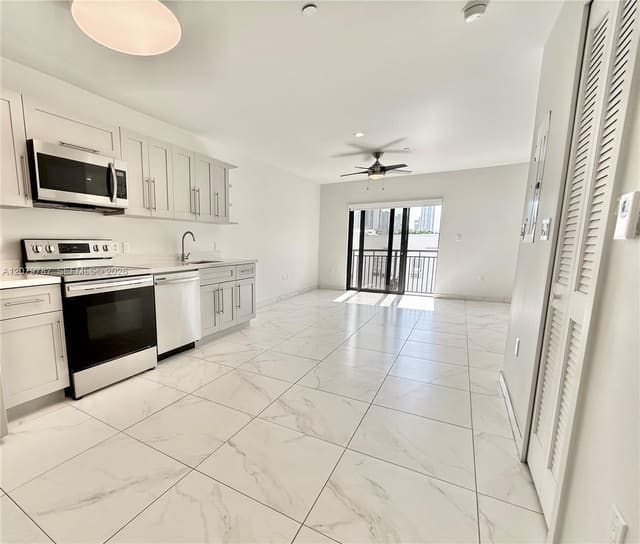 836 SW 2nd Street 404, Miami, FL 33130
