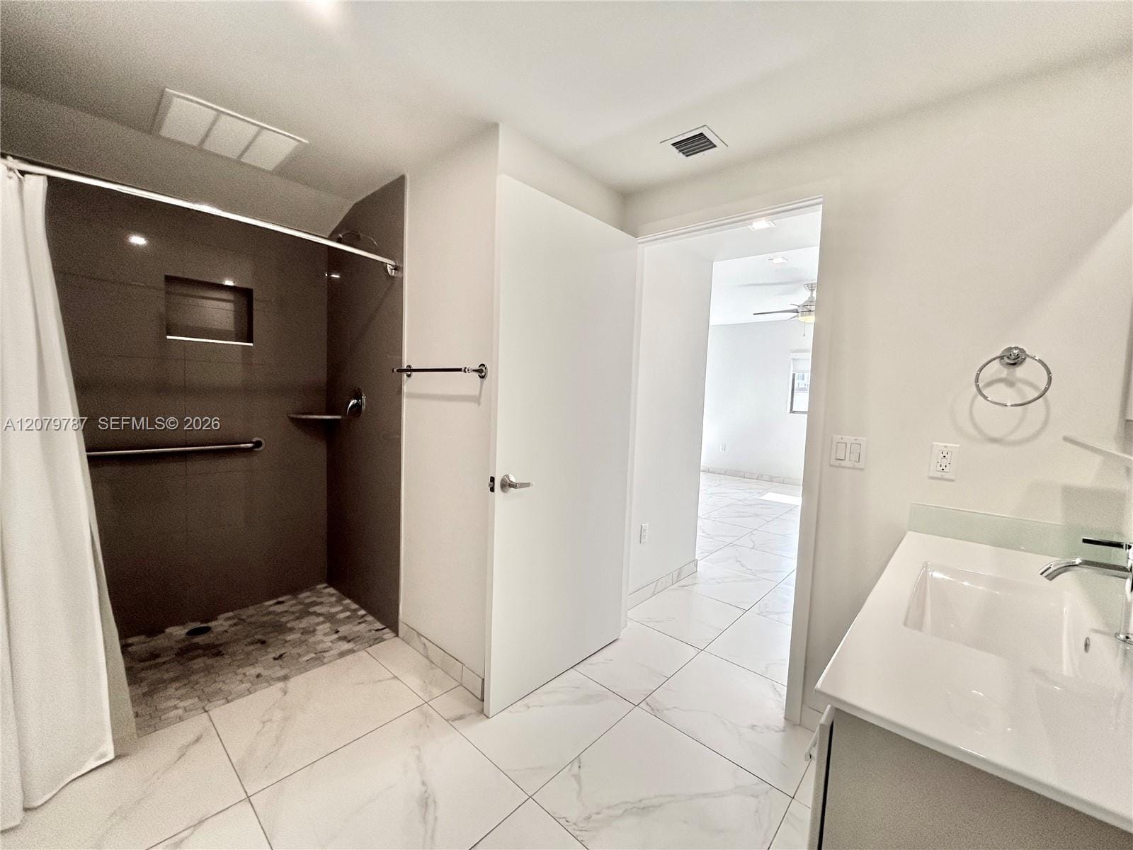 836 SW 2nd Street 404, Miami, FL 33130 photo 13