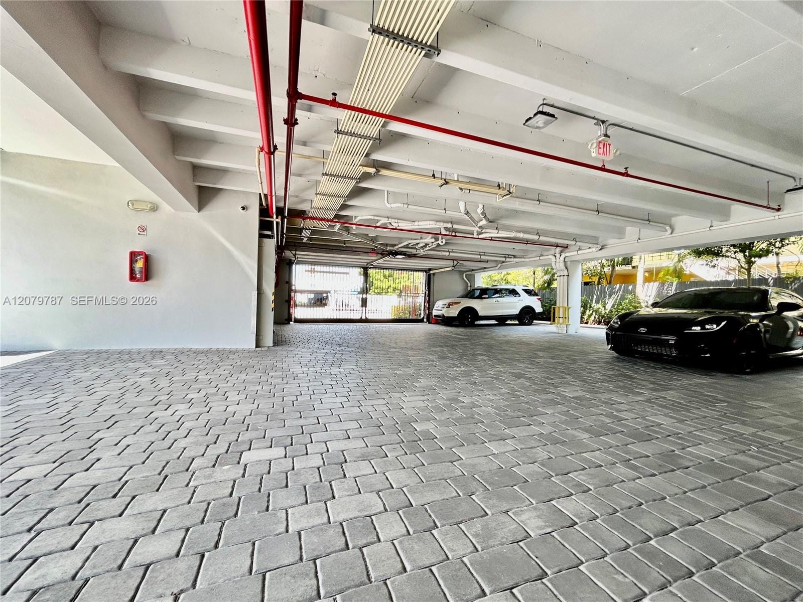 836 SW 2nd Street 404, Miami, FL 33130 photo 25
