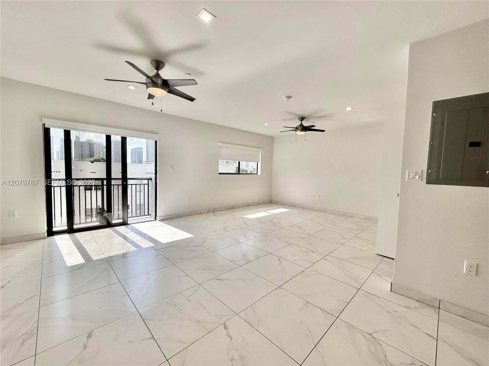 836 SW 2nd Street 404 — photo 4
