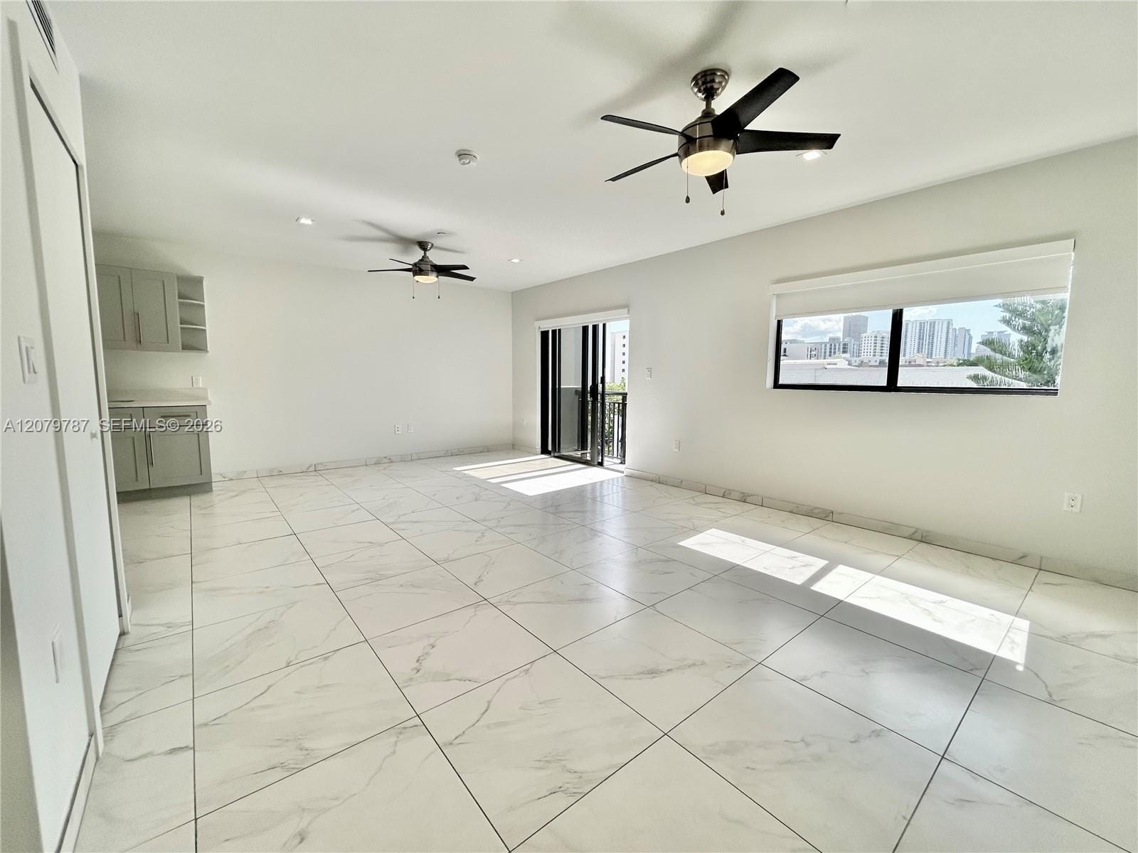 836 SW 2nd Street 404 — photo 7