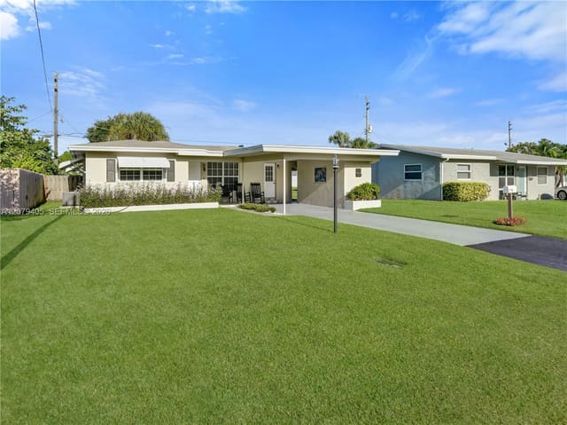 4681 NE 2nd Avenue, Oakland Park, FL 33334