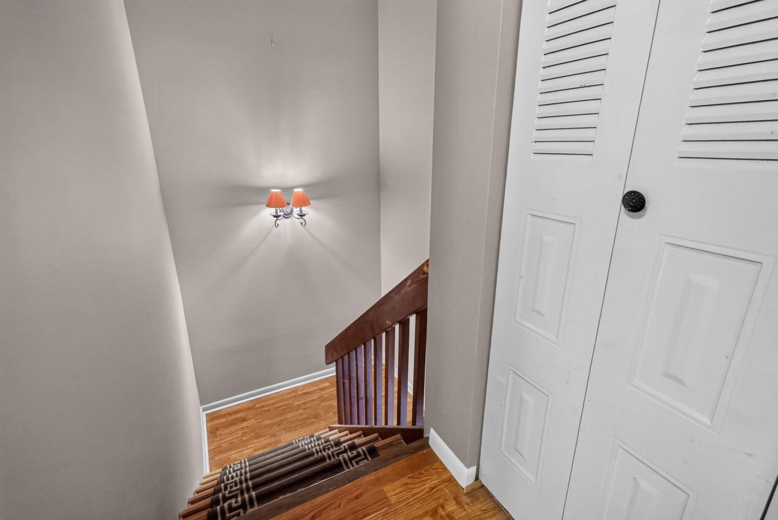 3659 VICTORIA Drive — photo 6