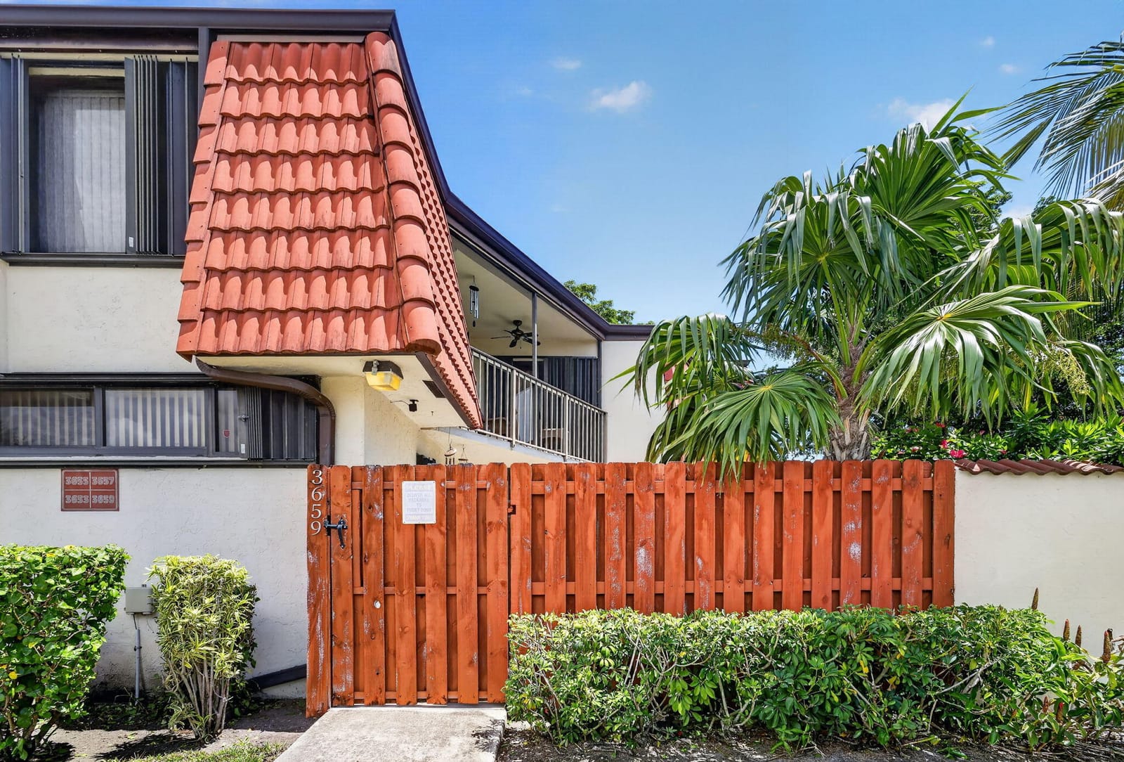3659 VICTORIA Drive, West Palm Beach, FL 33406