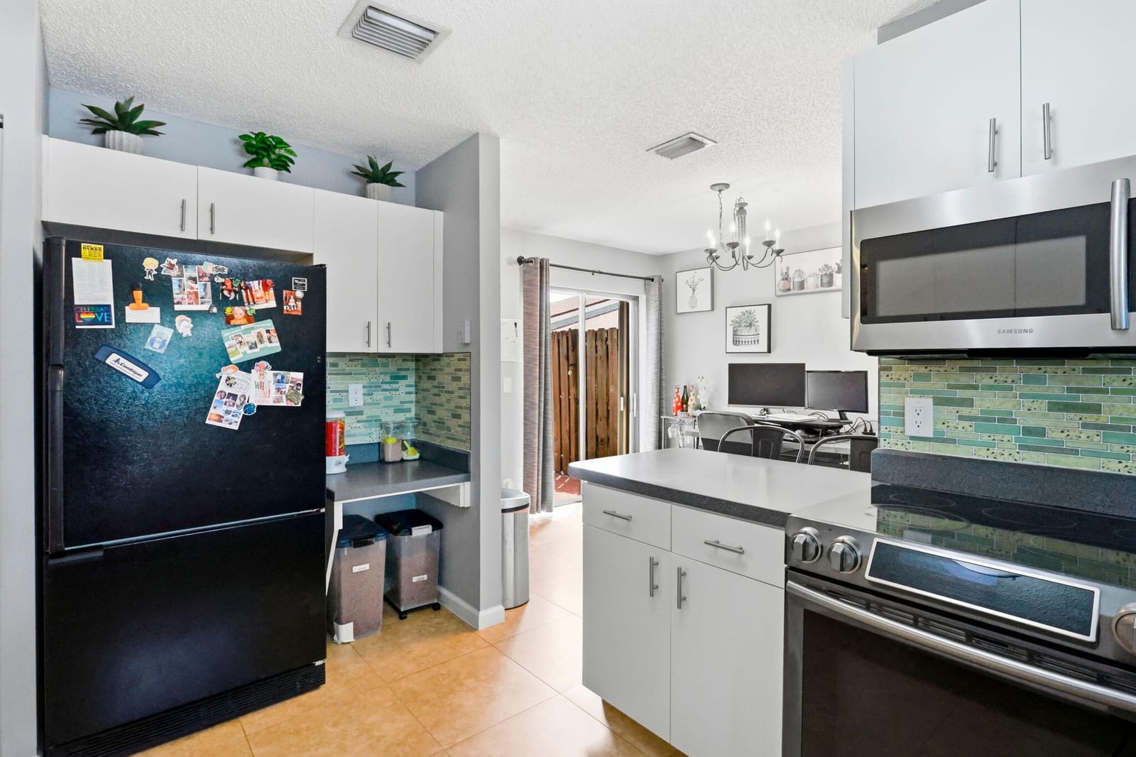 204 Meadows Drive, Boynton Beach, FL 33436 photo 9