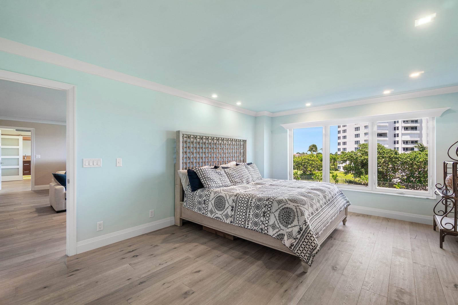 600 S Ocean Boulevard 407 — photo 5