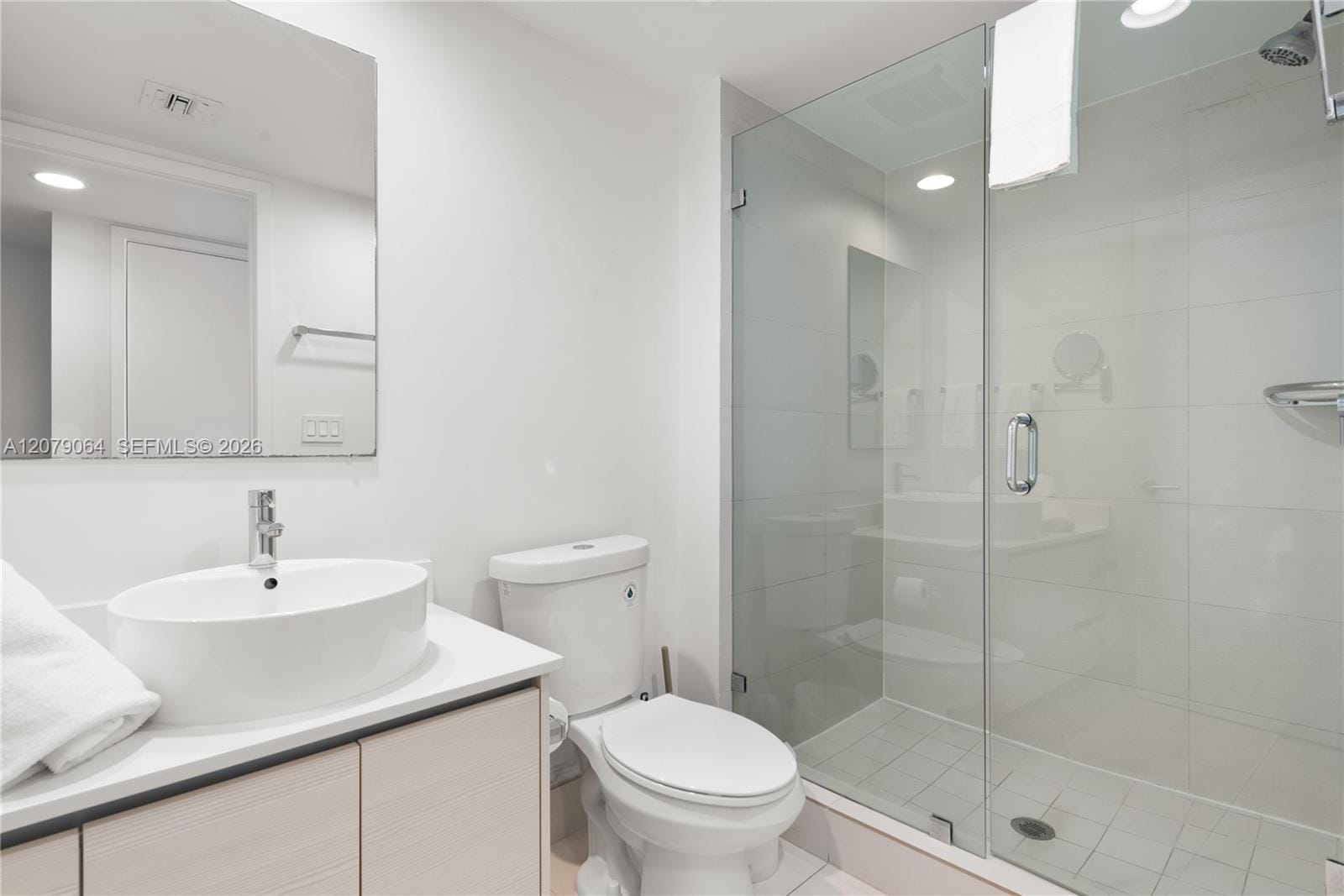 2602 E Hallandale Beach Boulevard R1806 — photo 6