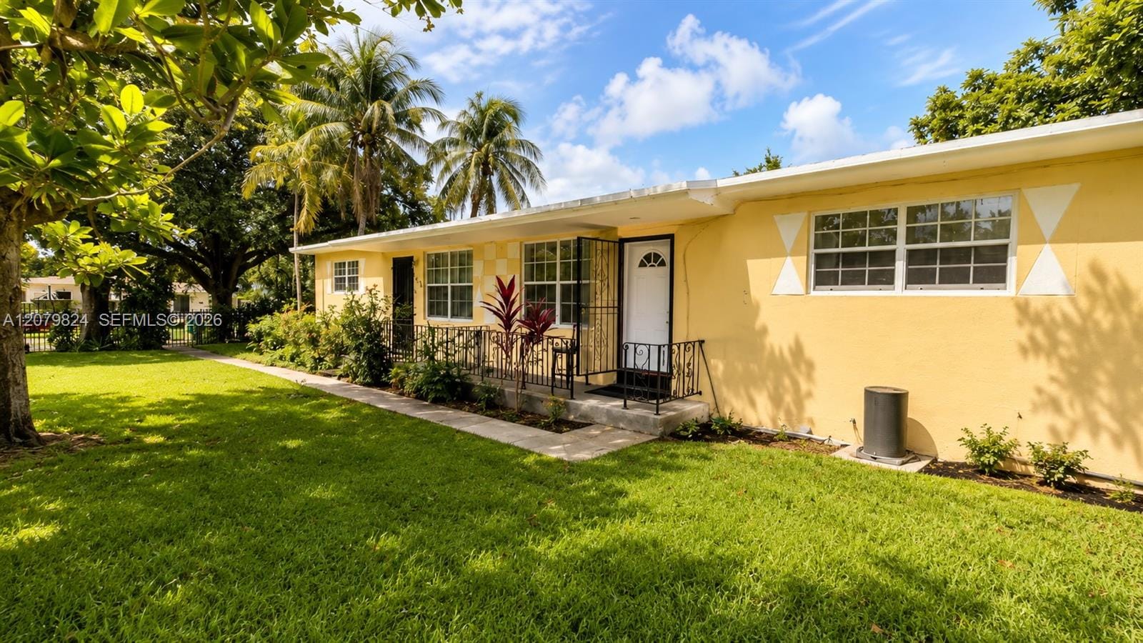 1421 NE 148th Street 2, Miami, FL 33161