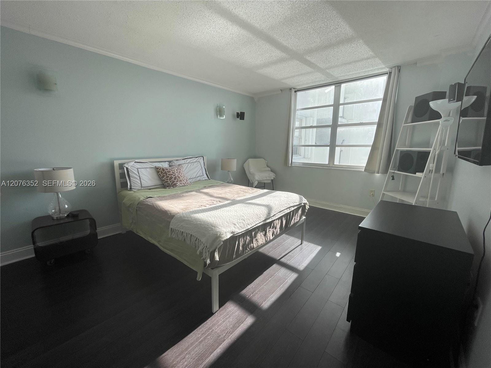 2750 NE 183rd Street 2201 — photo 2