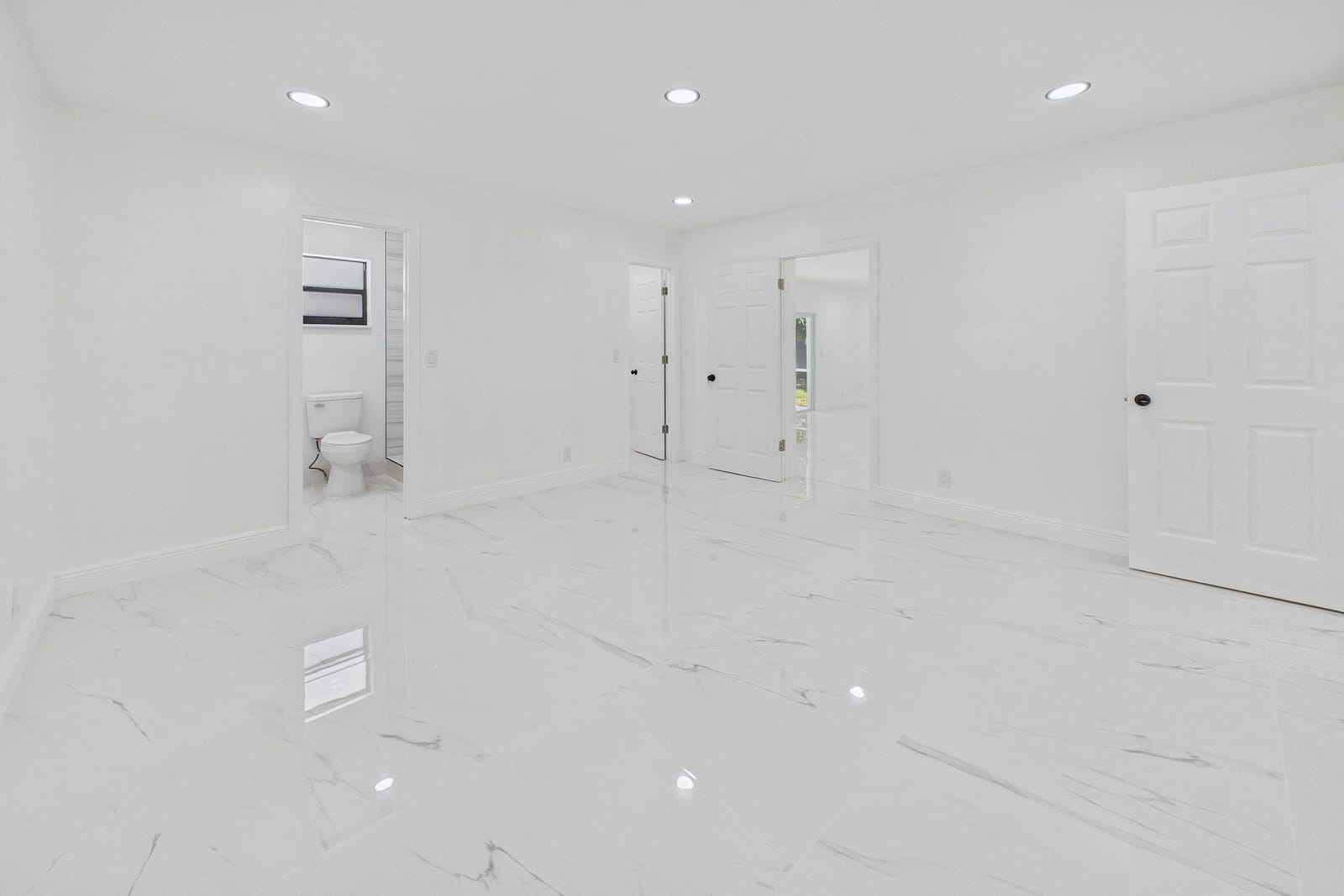 520 NW 43RD Avenue, Plantation, FL 33317 photo 11