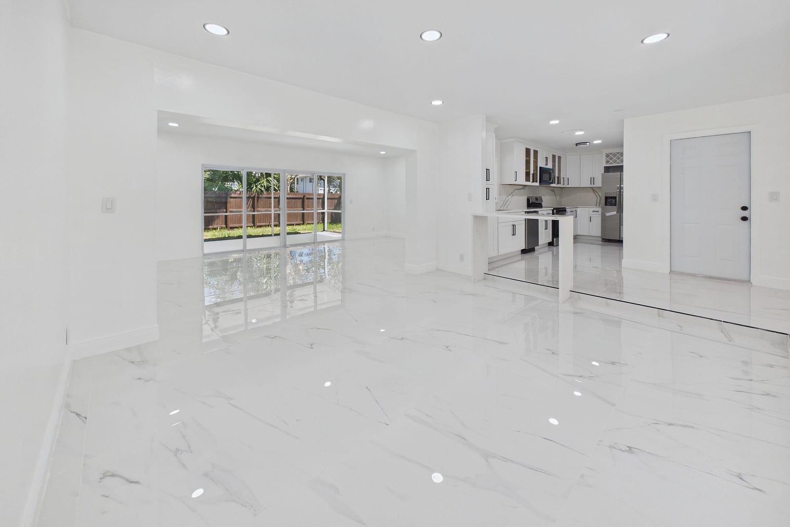 520 NW 43RD Avenue, Plantation, FL 33317 photo 3