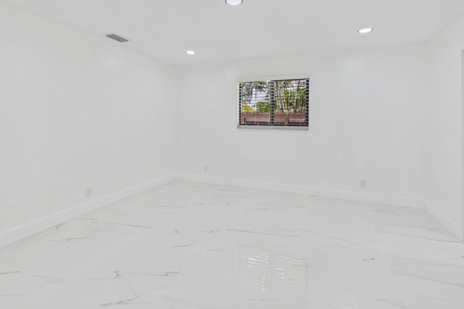 520 NW 43RD Avenue, Plantation, FL 33317 photo 9