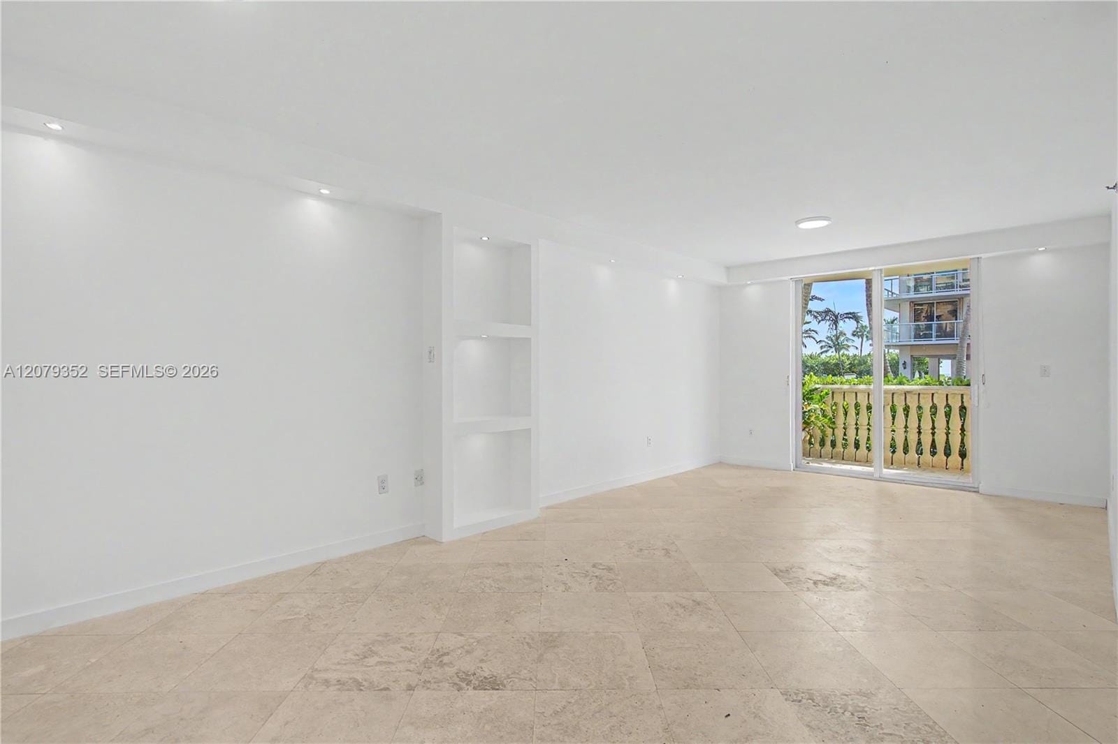 8888 Collins Avenue 115 — photo 3