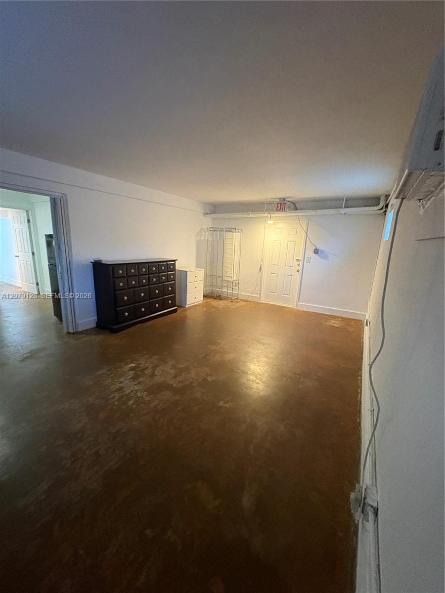 1751 Washington Avenue 1H — photo 9