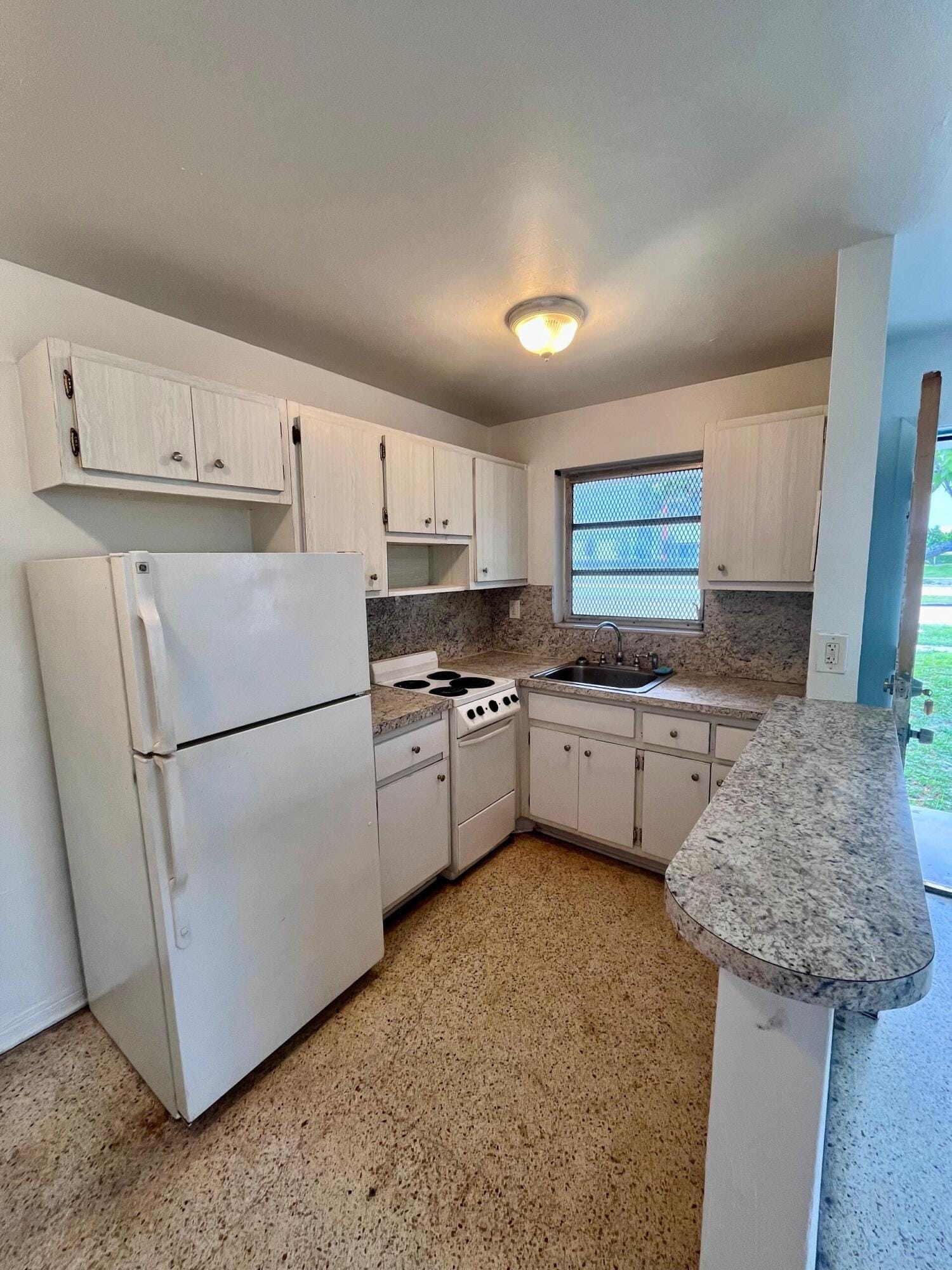 598 Douglas Road 1, Opa-Locka, FL 33054