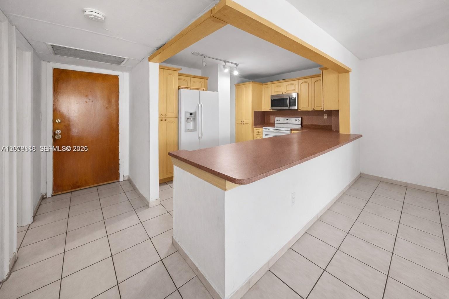 6450 Collins Avenue 205, Miami Beach, FL 33141 photo 15