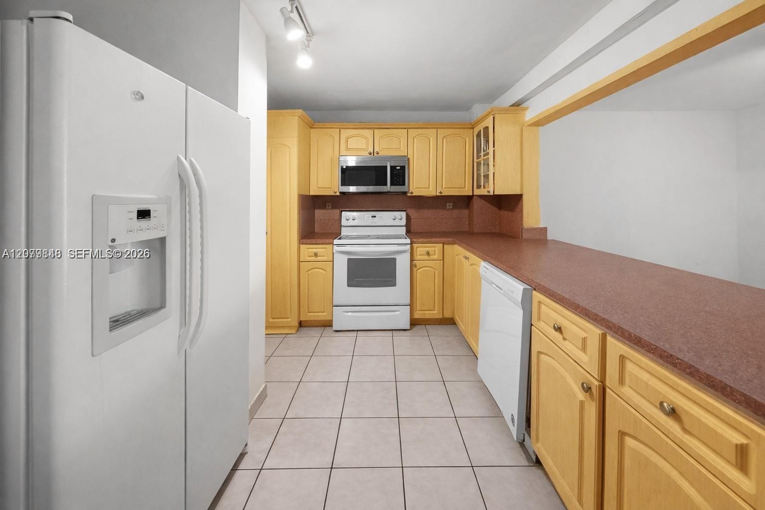 6450 Collins Avenue 205, Miami Beach, FL 33141 photo 16