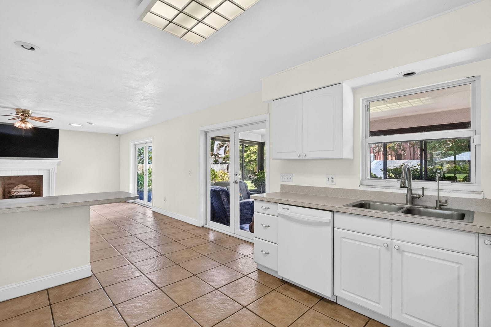 2381 SE Delano Road — photo 5