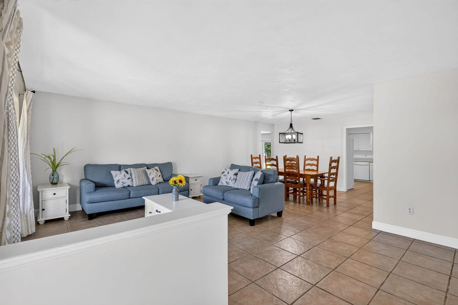 2381 SE Delano Road — photo 3