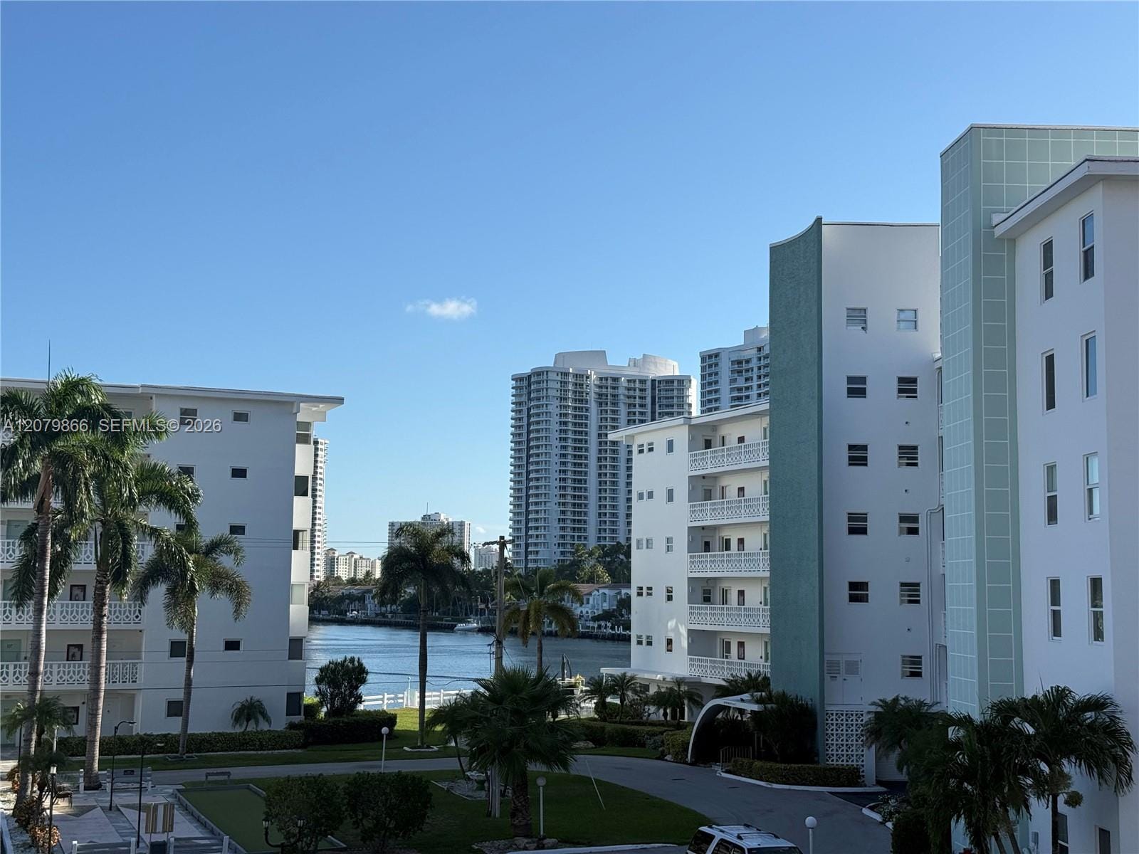 3177 S Ocean Drive 321 — photo 8