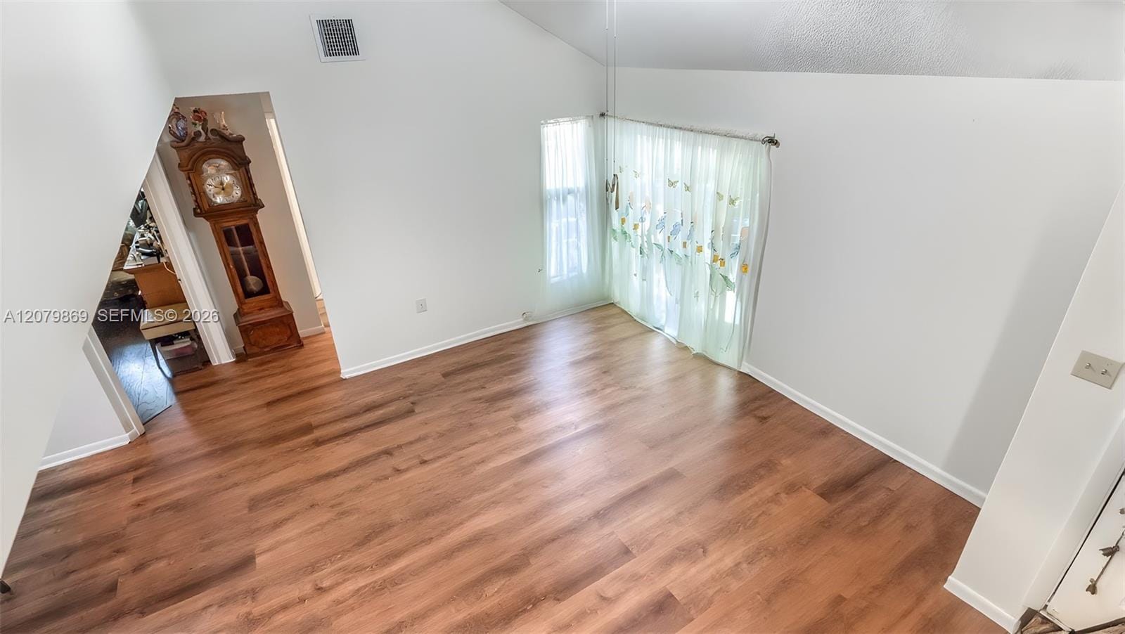 2071 Champions Way — photo 8