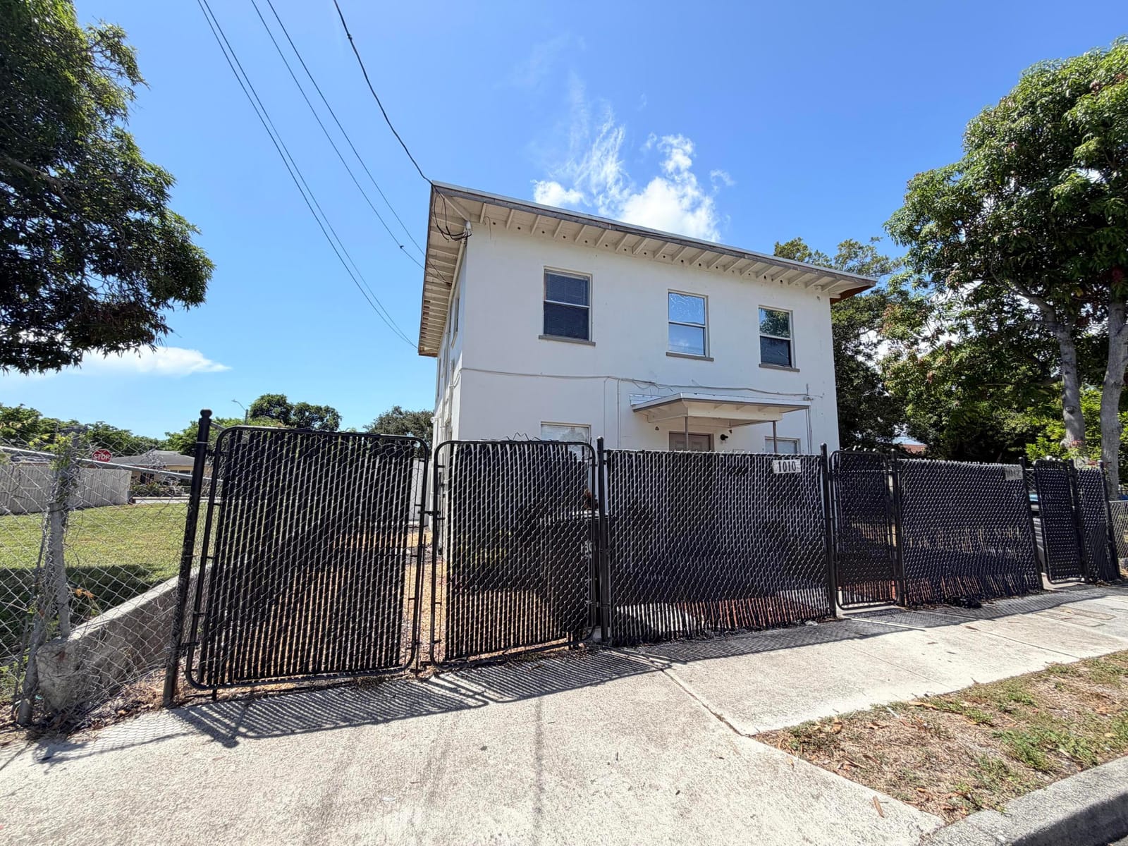 1010 Grant Street, West Palm Beach, FL 33407 photo 3