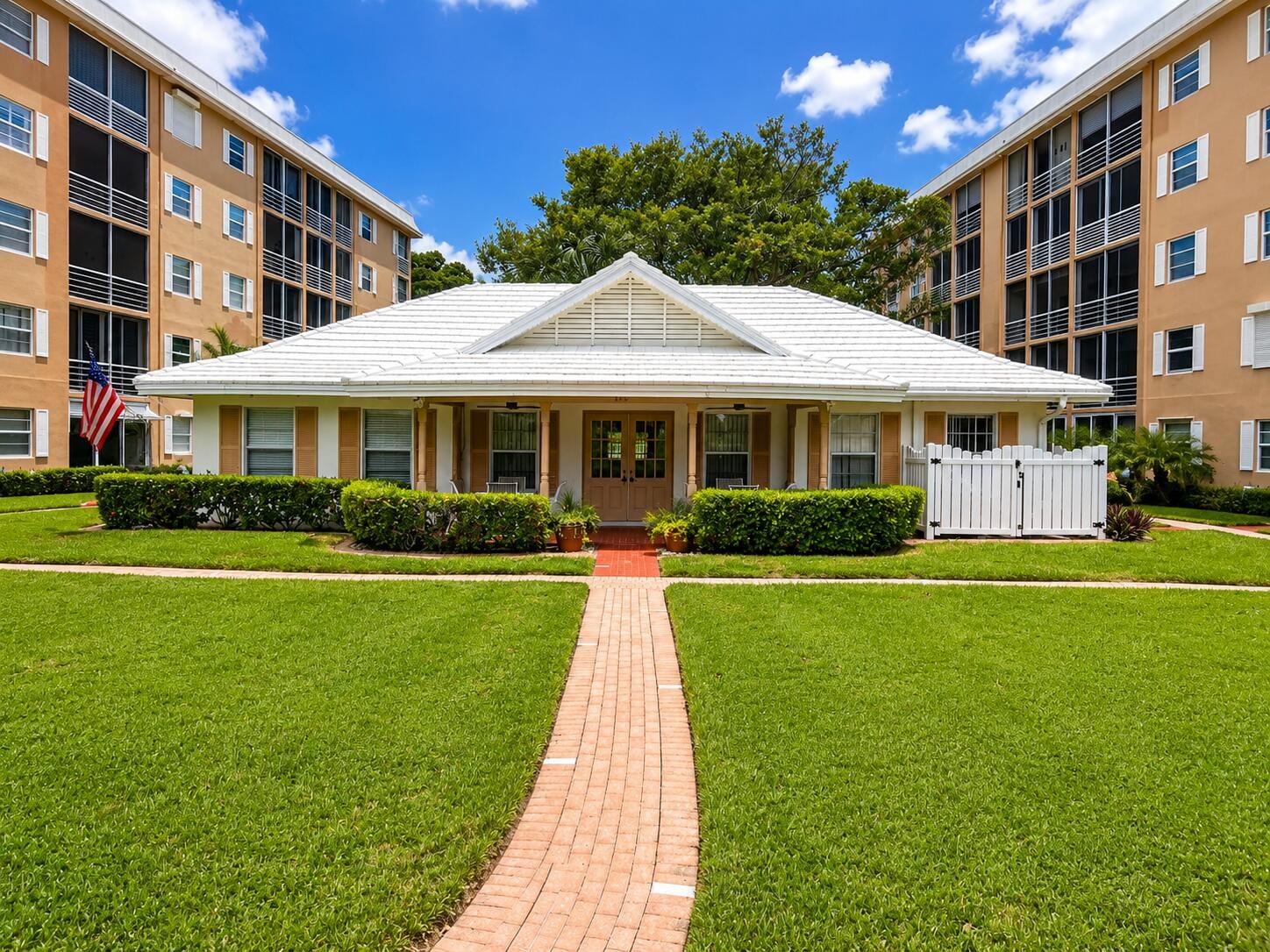 308 Golfview Road 405 — photo 4