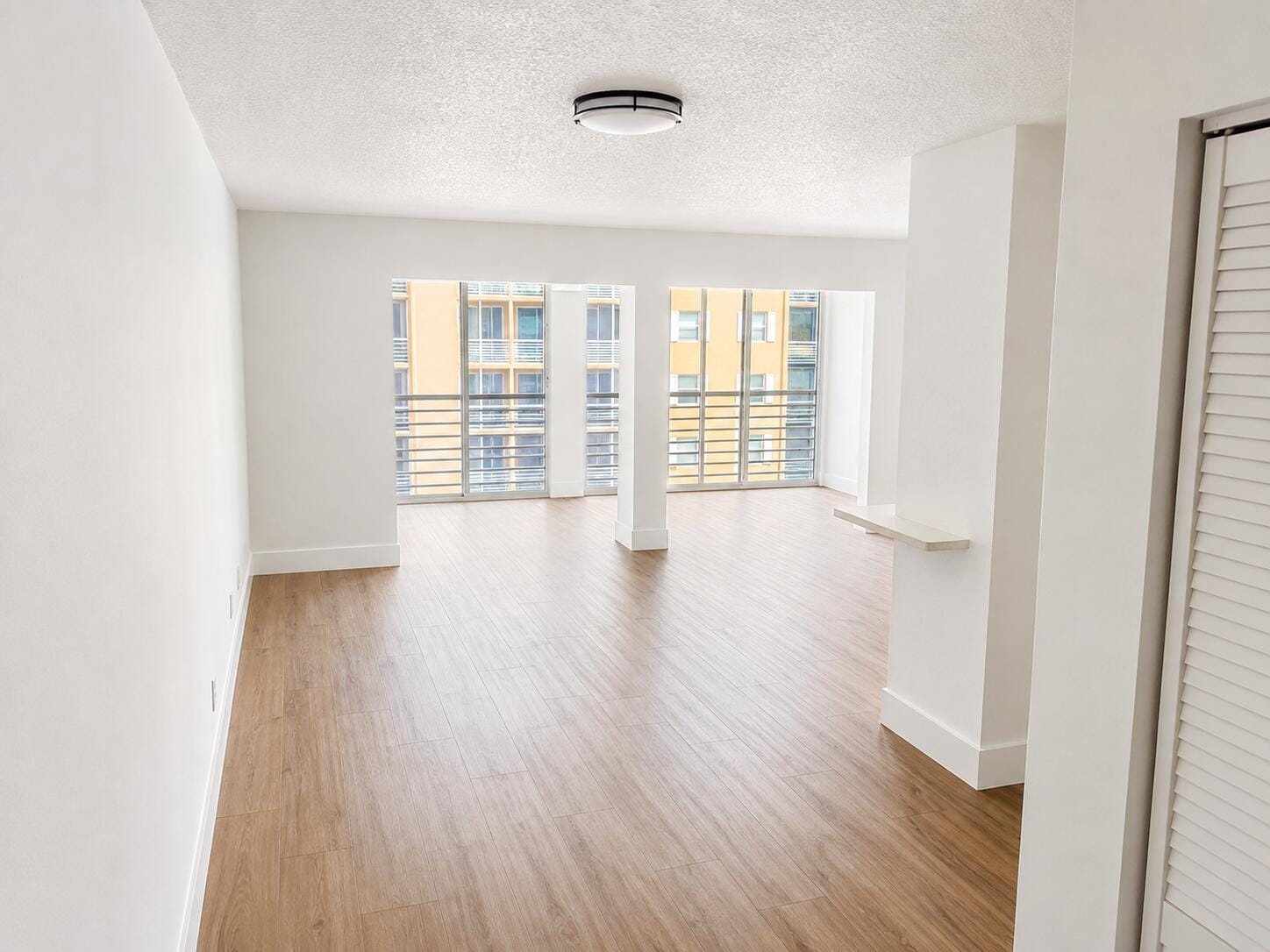 308 Golfview Road 405 — photo 5