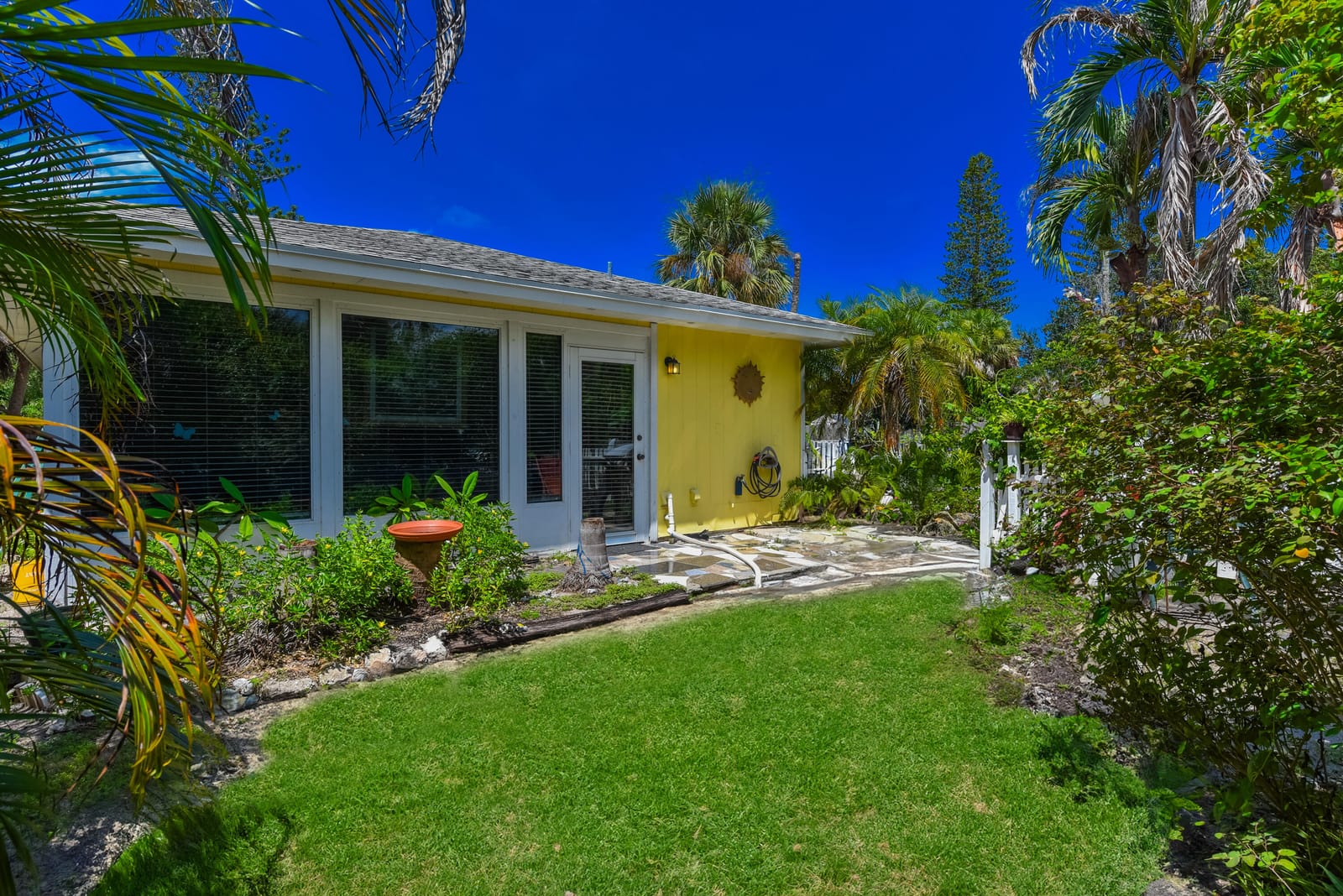 1076 NE BANYAN TREE Drive, Jensen Beach, FL 34957 photo 19