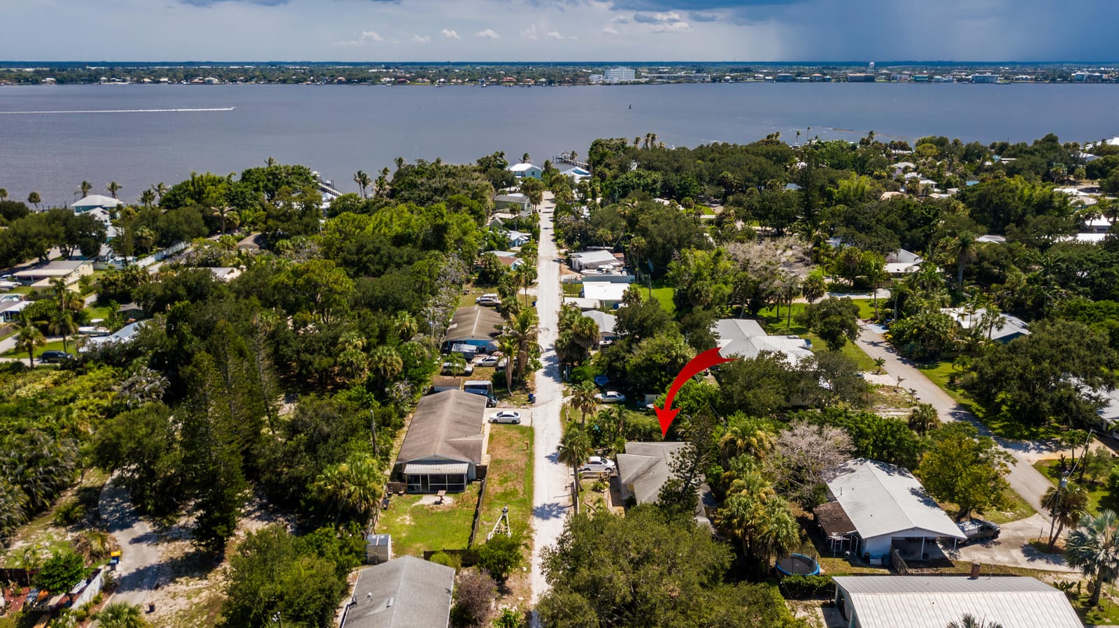 1076 NE BANYAN TREE Drive, Jensen Beach, FL 34957 photo 23