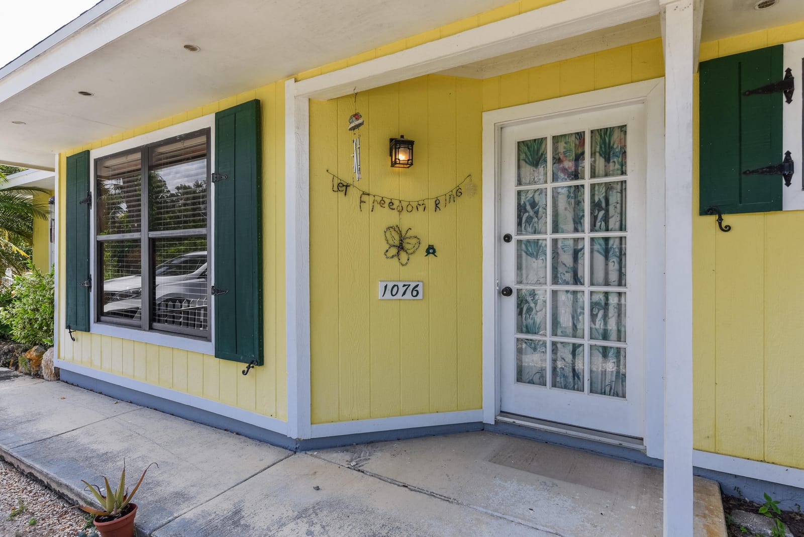 1076 NE BANYAN TREE Drive, Jensen Beach, FL 34957 photo 26