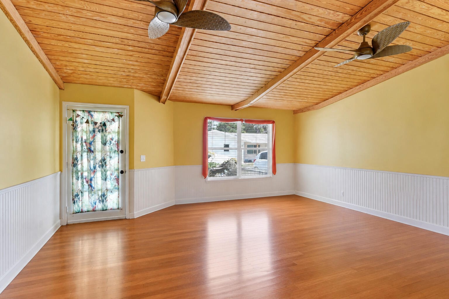 1076 NE BANYAN TREE Drive, Jensen Beach, FL 34957 photo 6