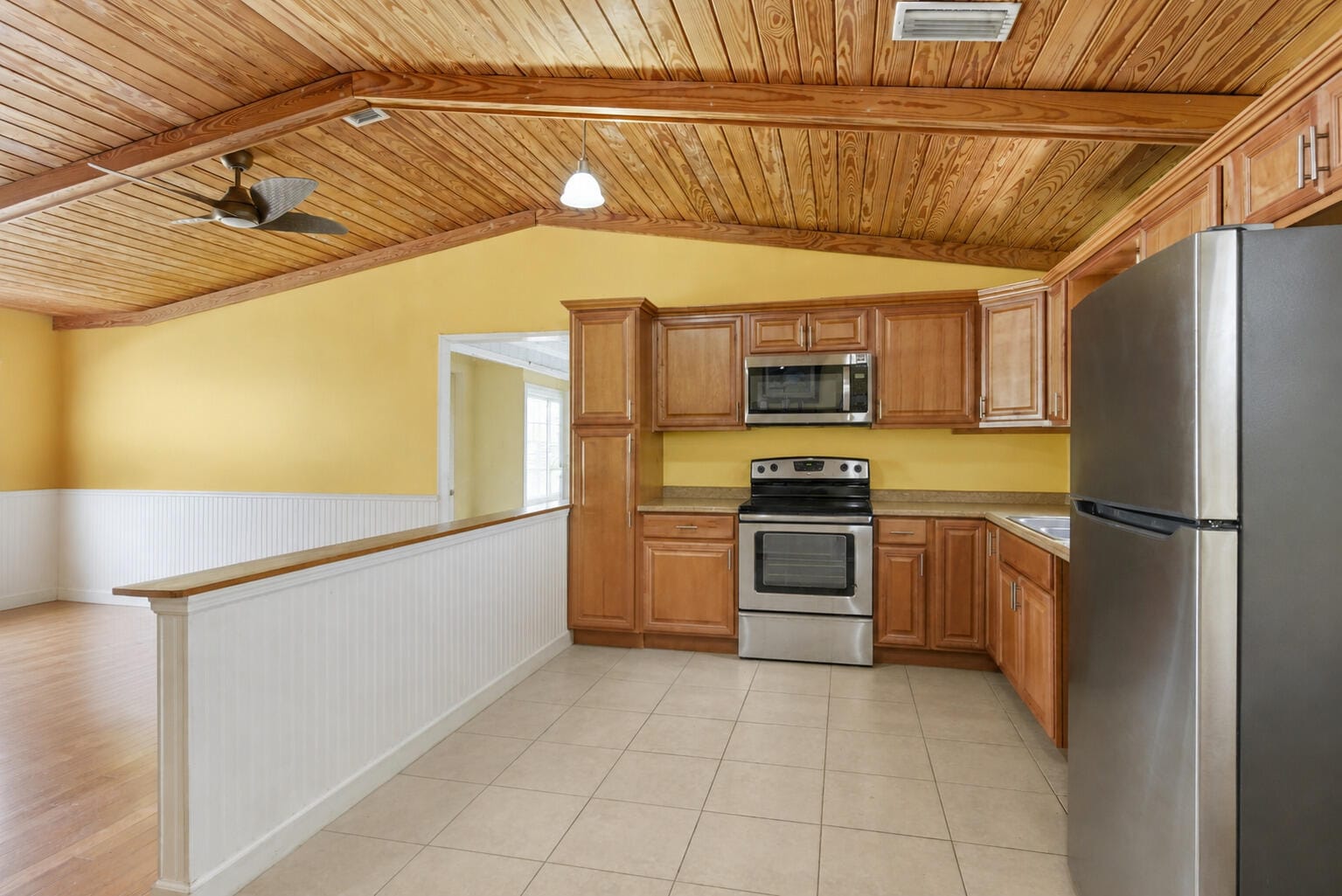 1076 NE BANYAN TREE Drive, Jensen Beach, FL 34957 photo 8