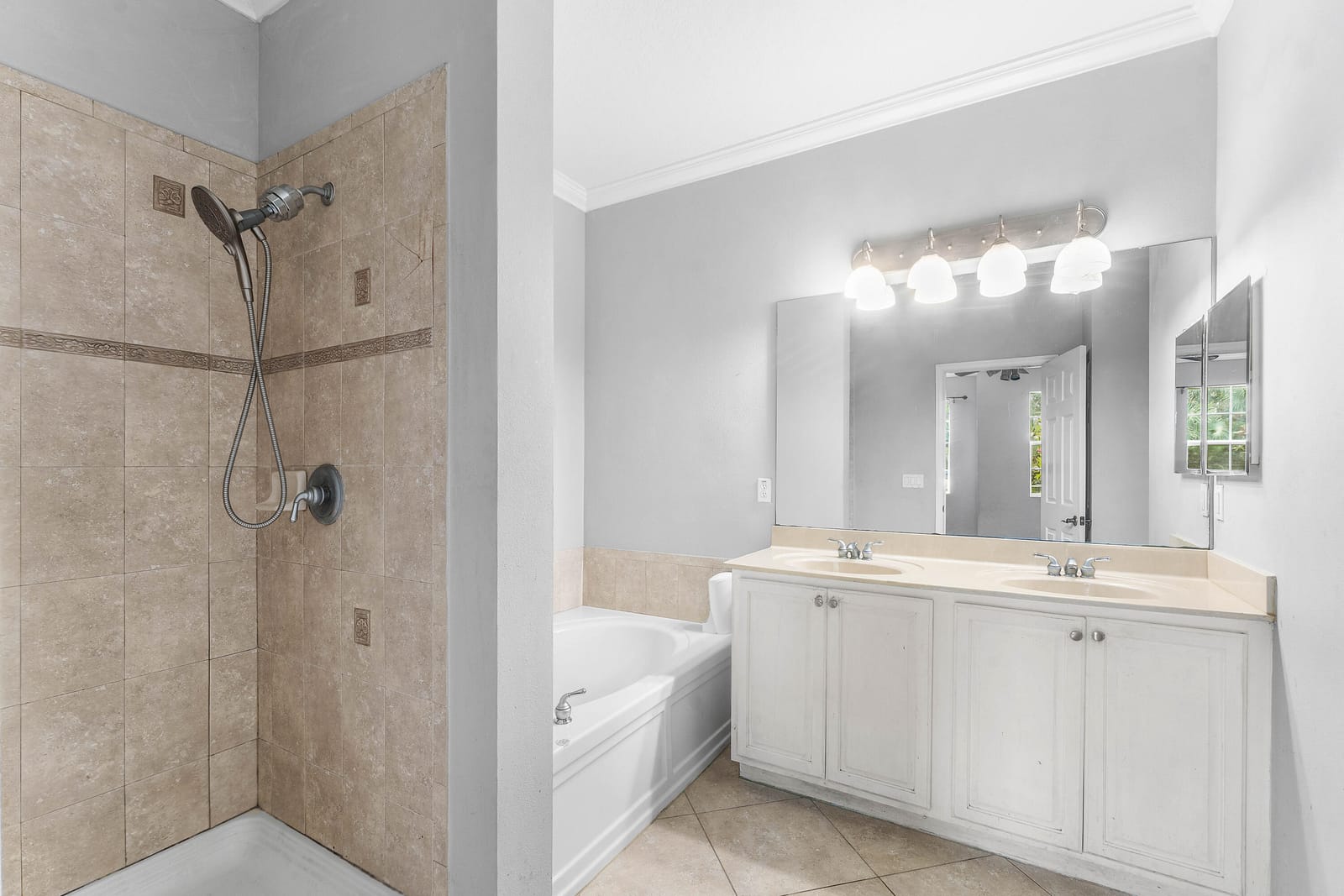 341 INDIAN CREEK Parkway 103, Jupiter, FL 33458 photo 10