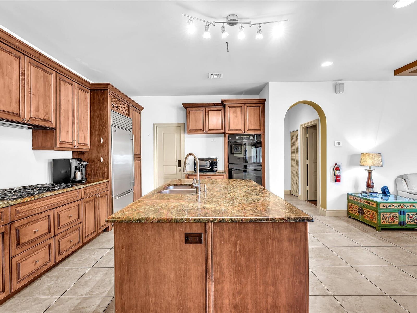 724 PARK Place, West Palm Beach, FL 33401 photo 12