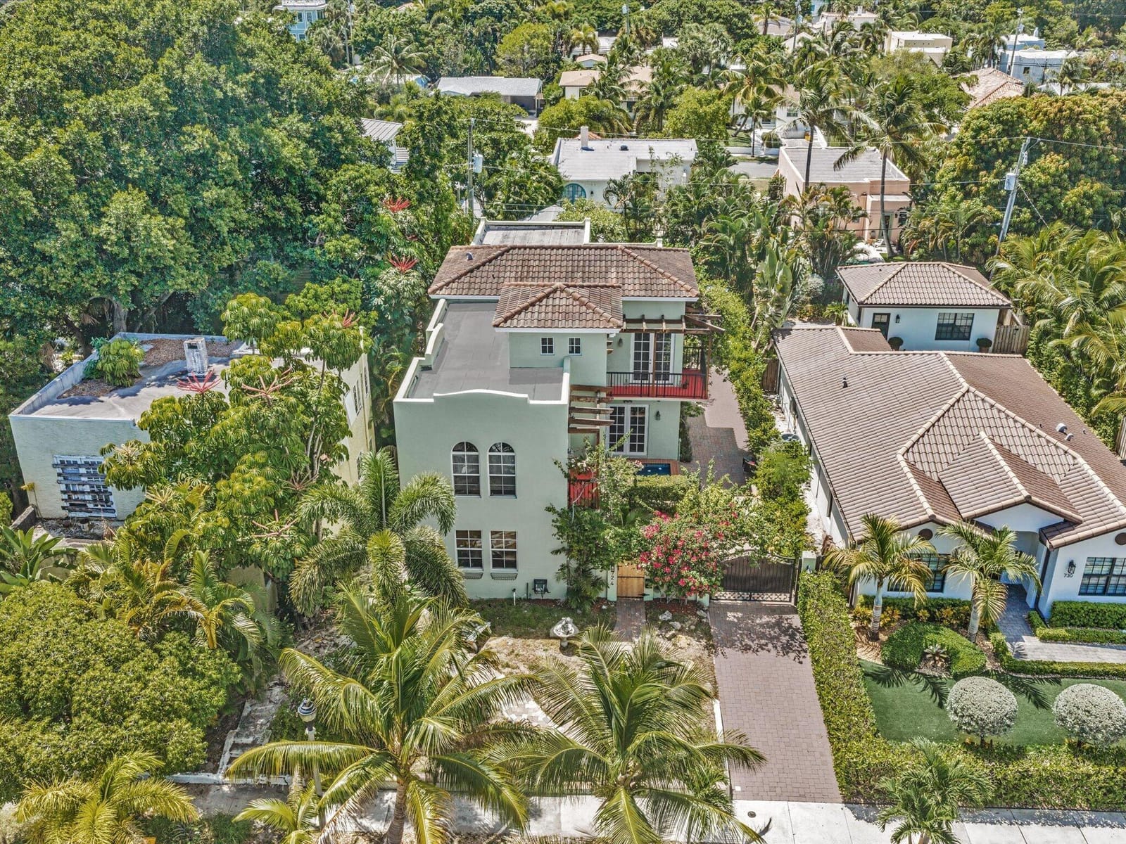 724 PARK Place, West Palm Beach, FL 33401 photo 5