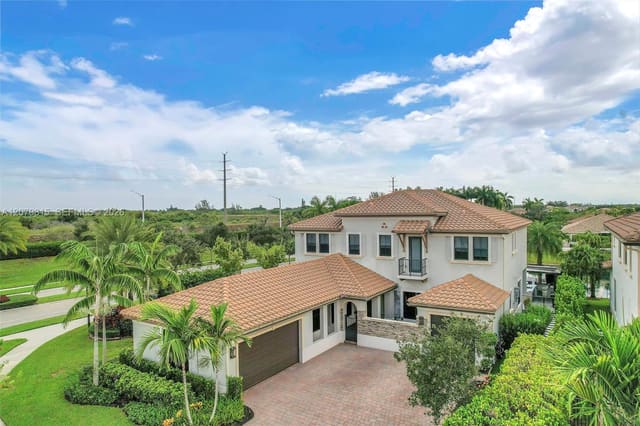 8840 Waterview Terrace, Parkland, FL 33076