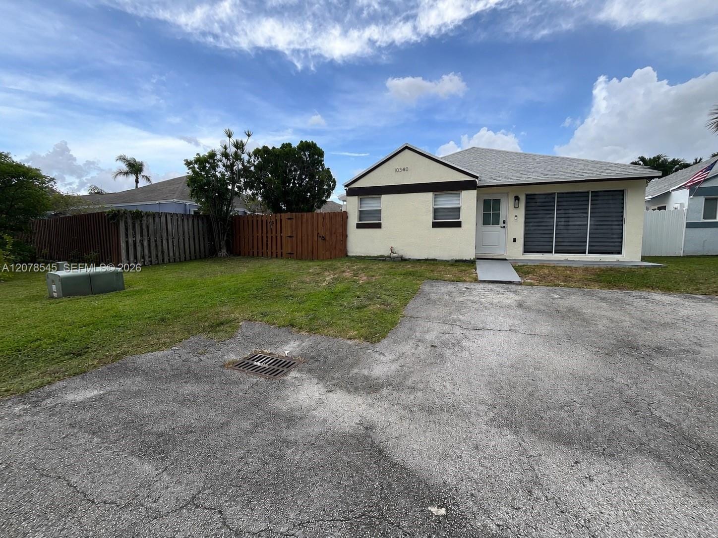 10340 SW 207th Street — photo 2