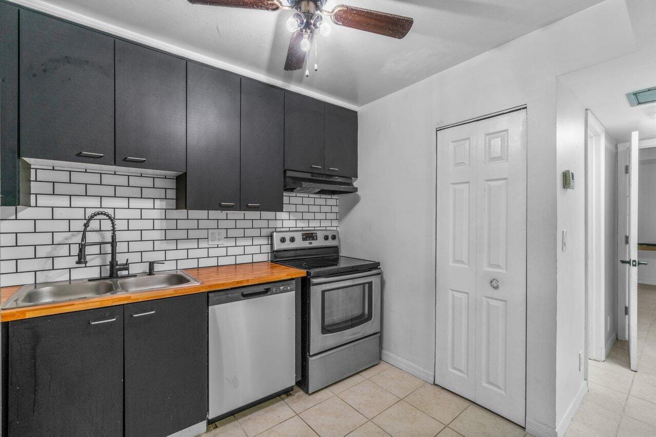 1149 NW 13th Street 5 — photo 5