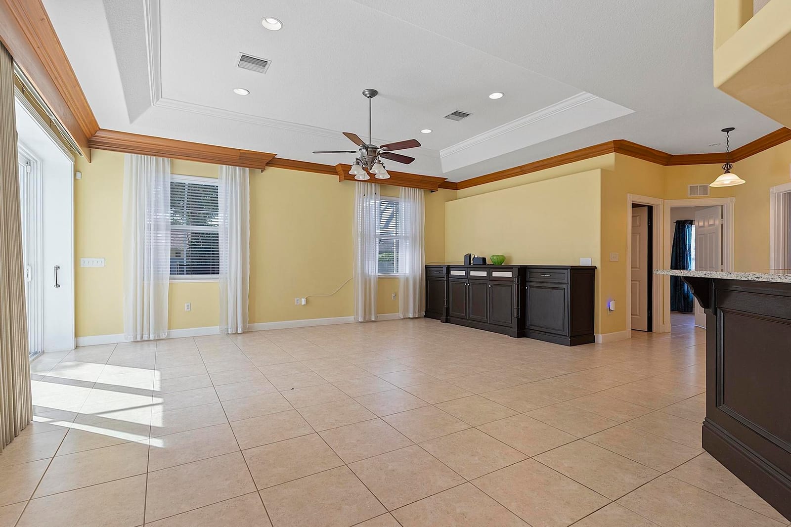 444 Rolling Hill Drive — photo 11