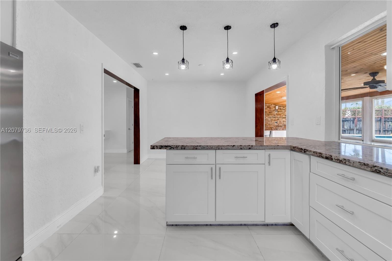 9450 SW 25th Drive — photo 12