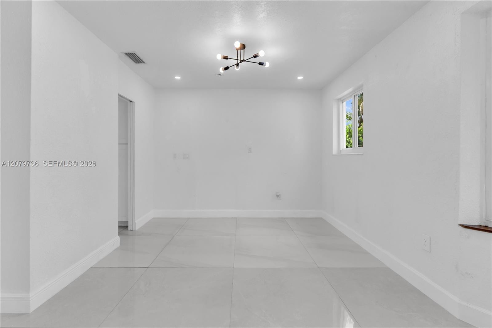 9450 SW 25th Drive — photo 7