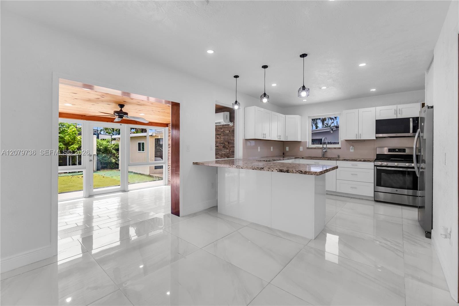 9450 SW 25th Drive — photo 10