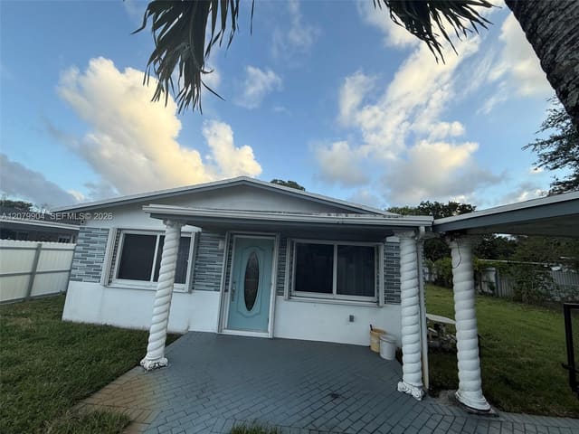 2998 NW 94th Street 2998, Miami, FL 33147