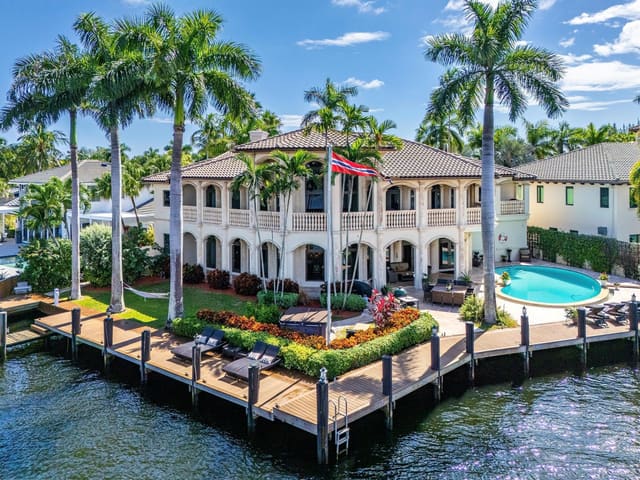 3005 NE 19th Street, Fort Lauderdale, FL 33305